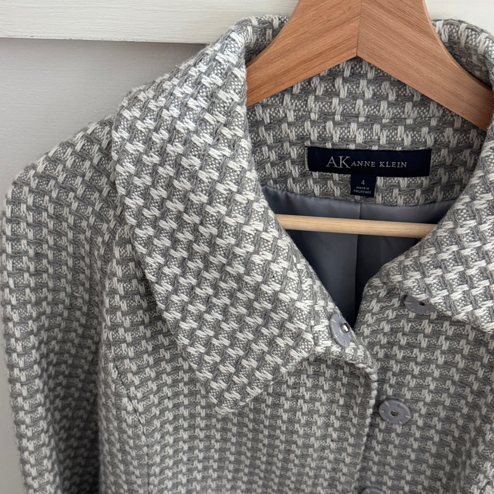 Anne Klein Gray Textured Tweed Jacket Women’s Button Front Career Blazer Size 4 - Picture 2 of 8
